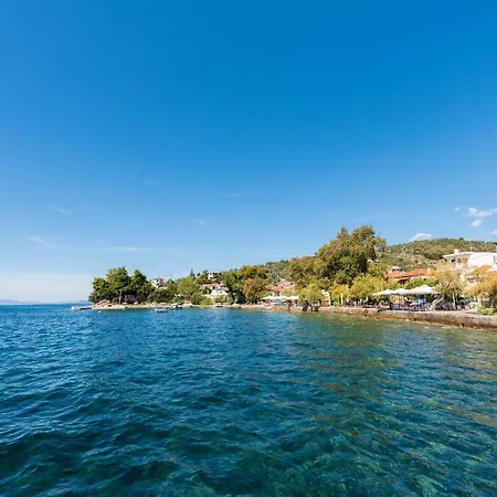 Kouvlaki Effie's Place In Afissos