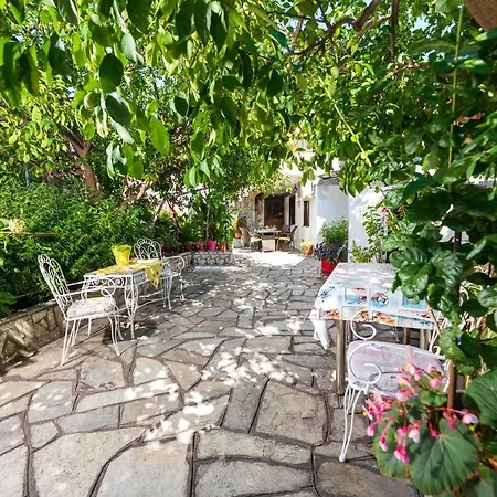 Kouvlaki Effie's Place In Lejlighed